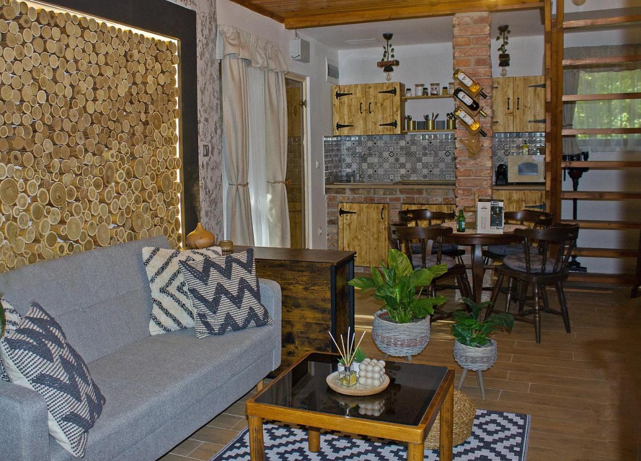 Cityside Cottage Eger Esterno foto