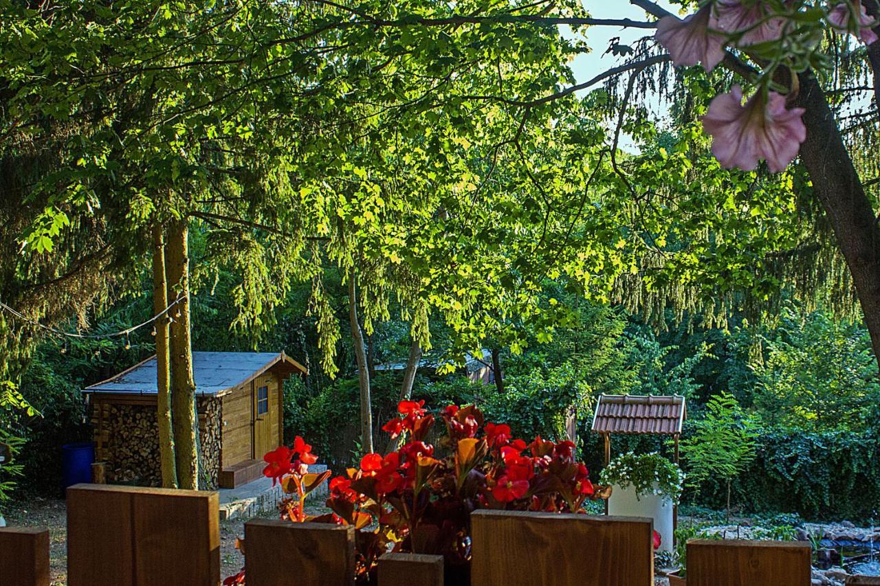 Cityside Cottage Eger Esterno foto